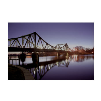 Potsdam Glienicker Brücke von Fotolia