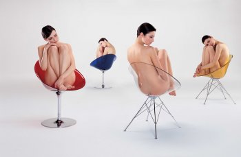 Der Sessel Ero-S von Kartell, wurde vom Designer Philippe Starck entworfen. Ob mit Drahtfuss oder Retro-Fuss, dieser Sessel ist schon jetzt ein echter Designklassiker.