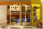 Kinderbett MONTEREY in Kiefer mit NEWCASTLE-Ritterburgelementen     © WOODLAND-Vertriebs GmbH